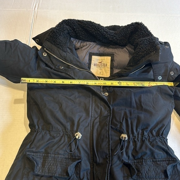 Hollister California 1922 black puffer jacket bungee waist front pockets zipper - Picture 5 of 13